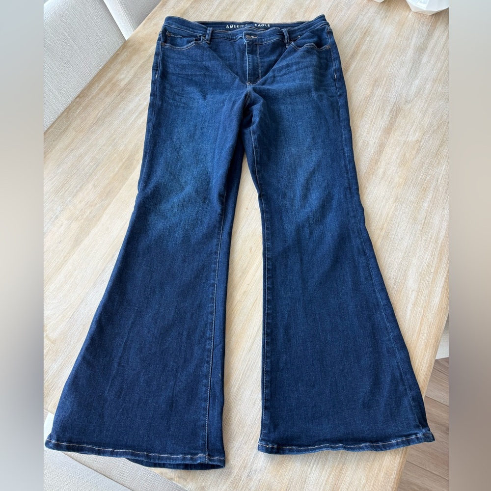American Eagle Size 16 Flare Jeans
